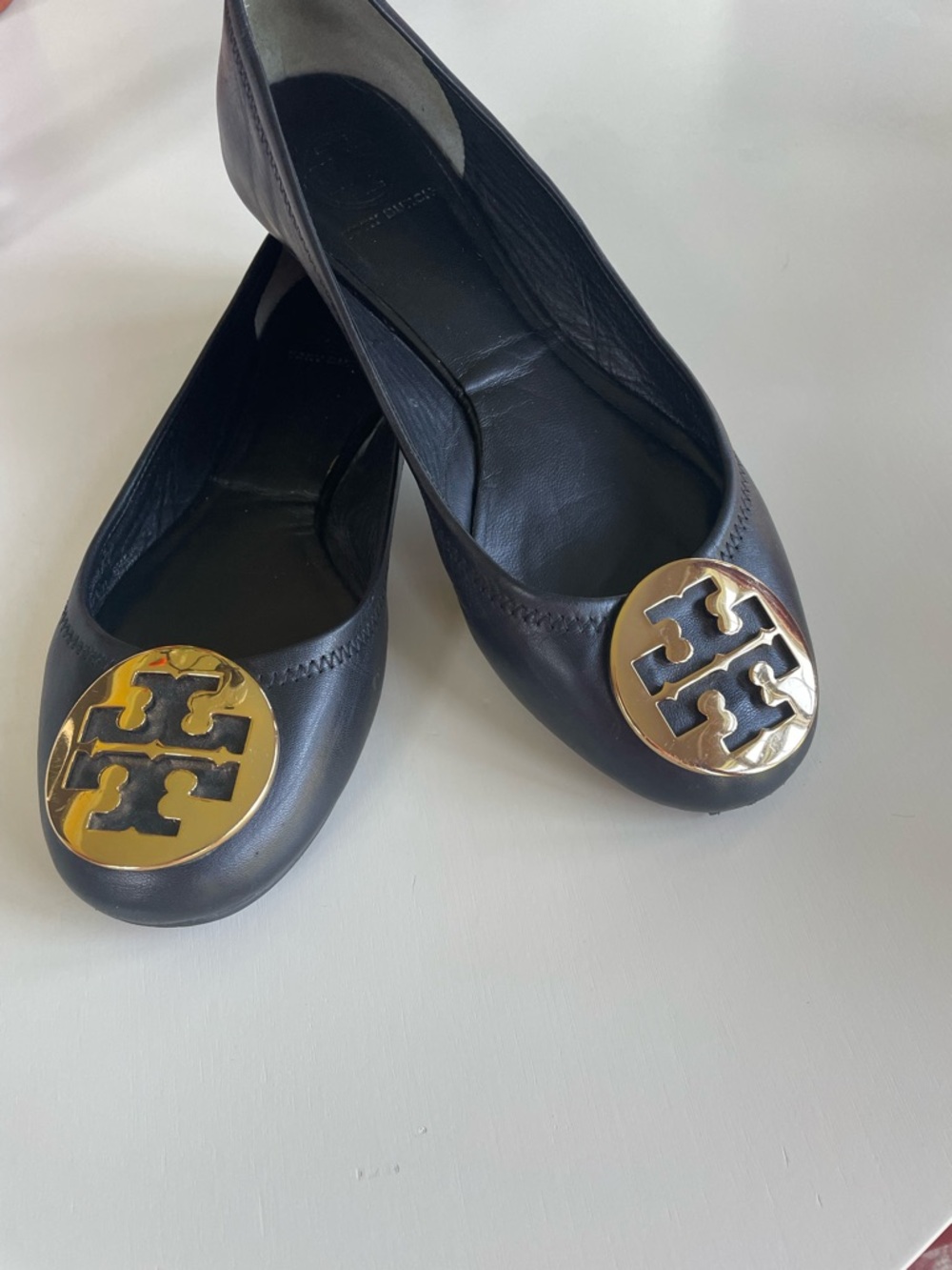 Tory Burch Black Leather Ballet Flats with Gold Logo Medallion - Picture 2 of 13